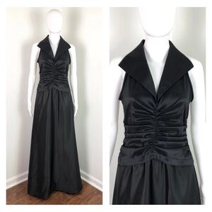 Tadashi Shoji Black Maxi Dress Gown Ruched Tuxedo
Collared Formal Event Size 8